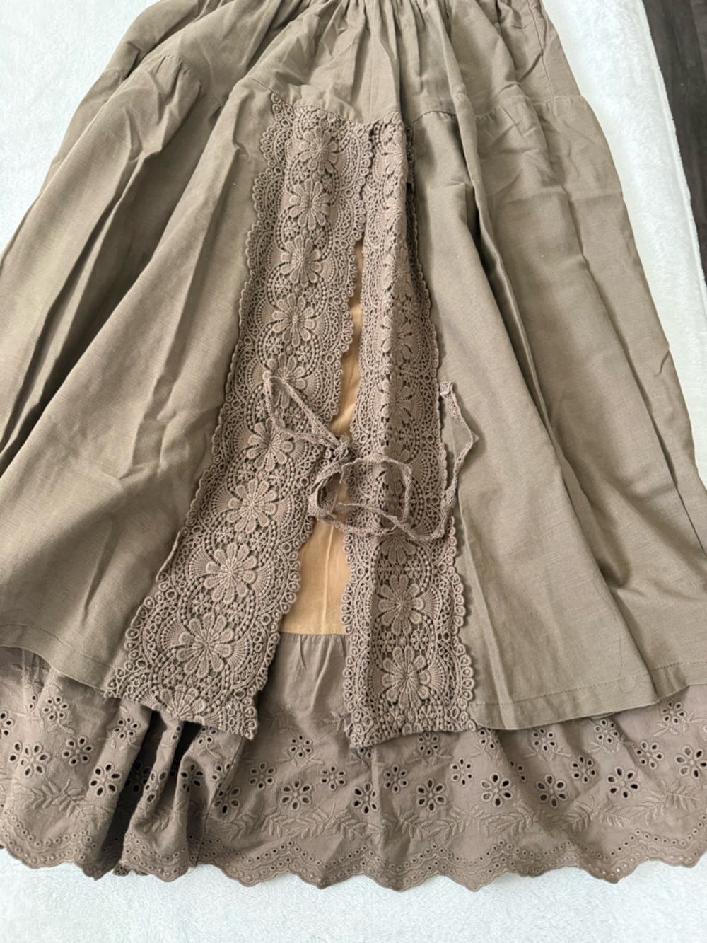 Boho Cottagecore Lace Panel Midi Skirt | Taupe Tiered Prairie Skirt size medium - Picture 5 of 7